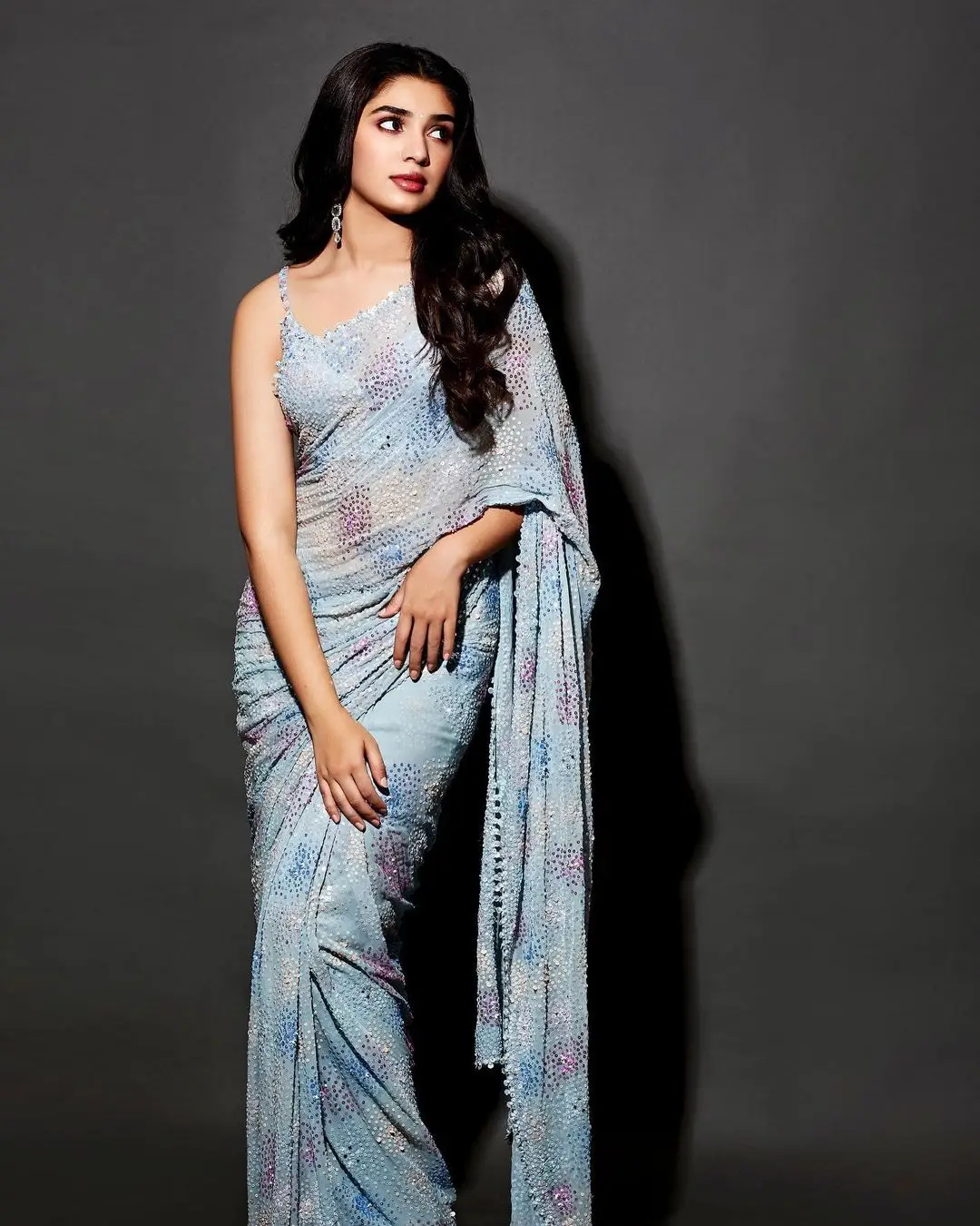 Indian Actress Krithi Shetty In Sleeveless Blue Saree